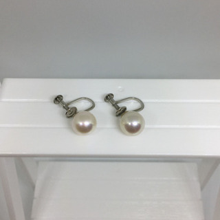 本真珠のイヤリング 8mmの画像