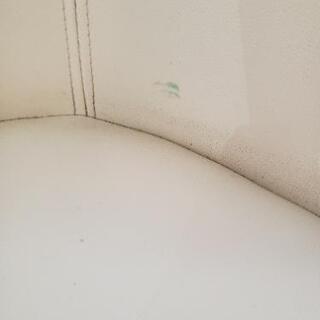 合成革　白の回転椅子の画像