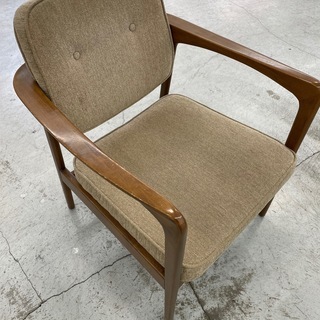 ACME Furnitureのソファー　A