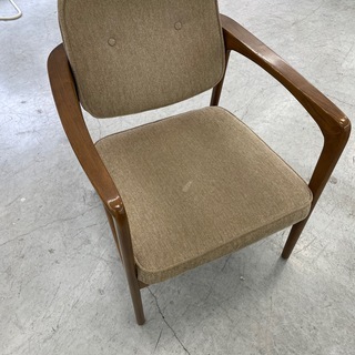 ACME Furnitureのソファー　D