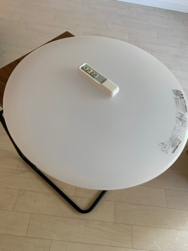 LEDシーリングライト　リモコン付き　6畳用