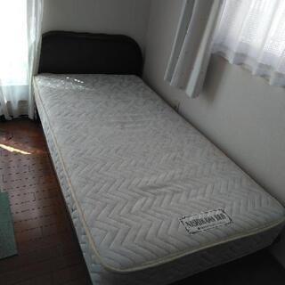 無料シングルベッド(NISHIKAWA)