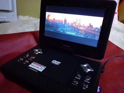 （お取引中になりました一旦終了させて頂きます。）ベルソス10.1インチSEGポータブルDVDプレイヤー（VS-GD101)中古現状品