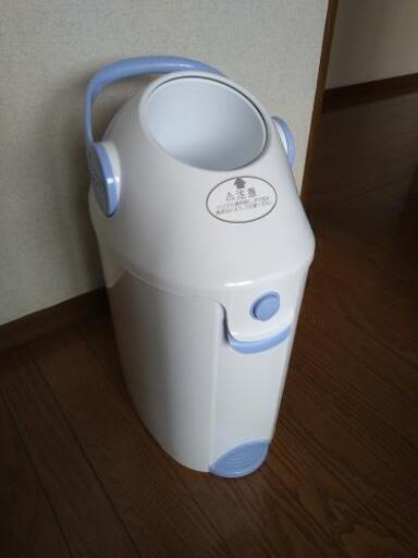 大幅値下げ！Pigeonおむつ用ゴミ箱