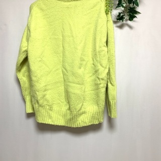 【お譲り先決定】GU ハイネックニットの画像