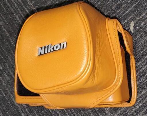 Nikon革製カメラケース