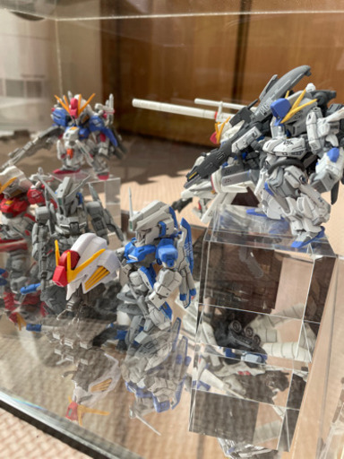 ガンダムコンバージ　塗装・改造作品・ショーケース付き
