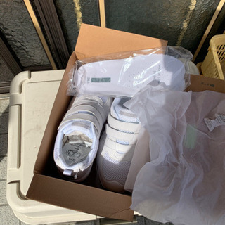 ナースシューズ新品未使用❗️介護にも❗️