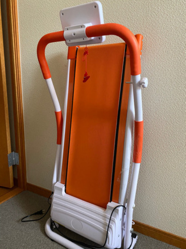 【ほぼ新品】ウォーキングマシン/歩行器