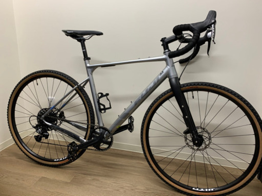 グラベルロード　FUJI JARI 1.3  2021 サイズ54