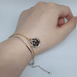 新品　幸福のコイン2連ブレスレット　最高級鍍金のデザインチェーン使用　無料で巾着プレゼント✨の画像