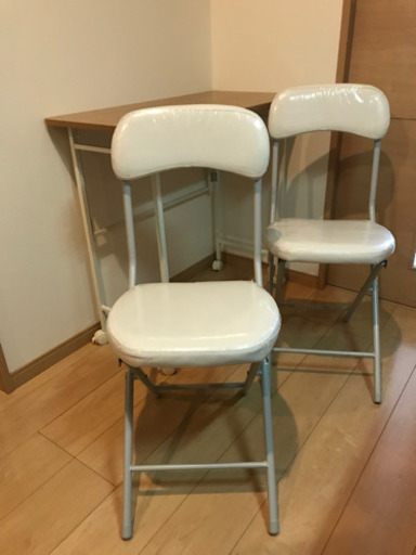 ニトリ　折りたたみテーブル　折りたたみチェア　値下げ