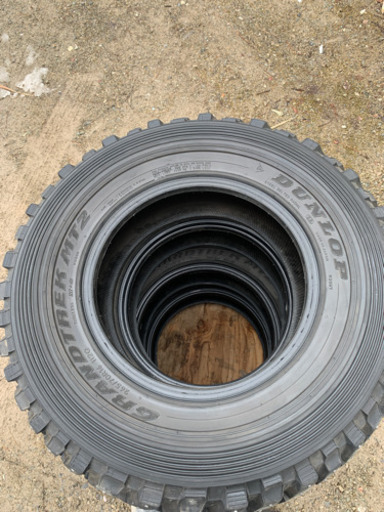 DUNLOP GRANDTREK MT2 スパイクタイヤ　265/70/16