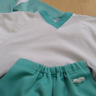 ★成約済★BIG(3L)サイズ★鳴鼓幼稚園　指定体操服の画像