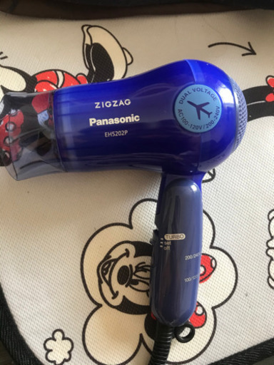 海外でも使えるドライヤー