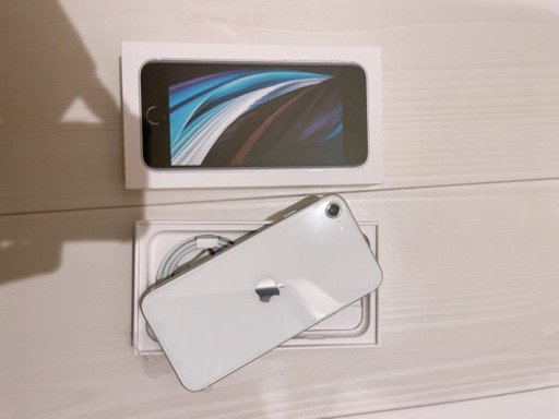 新品未使用　iPhone se 第二世代　SIMフリー