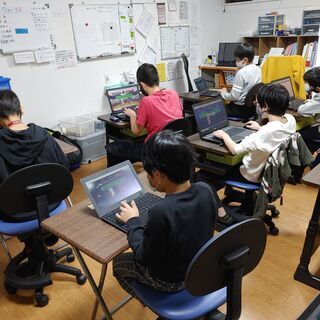 【毎週水曜日・時給3500円】放課後デイのパソコン講師の募集