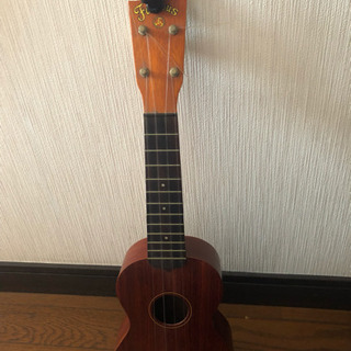 Famous  ウクレレ  