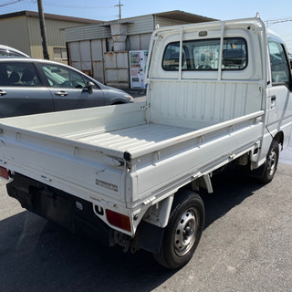 使い勝手抜群‼️低走行1万キロ台‼️車検2年付‼️28万‼️サンバー‼️の画像
