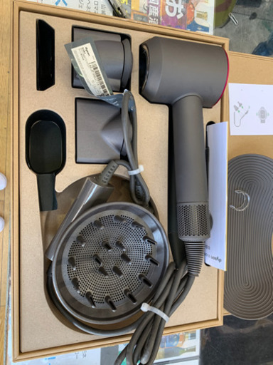 ⭐️美品⭐️dyson supersonic ionic HD03 ダイソン ヘアドライヤー 2019年製
