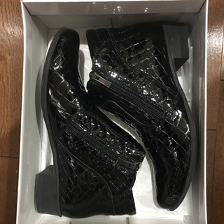 未使用　レディースショートブーツ　黒　24cmの画像