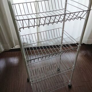 4段キャスターラックお譲りします