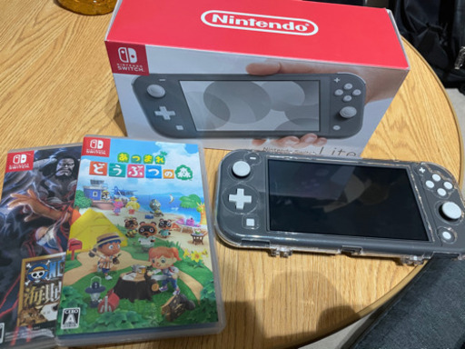 Nintendo switch lite/スイッチライト/グレー/どうぶつの森/海賊無双含め