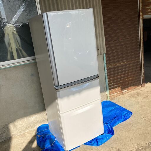 三菱 MITSUBISHI ノンフロン冷凍冷蔵庫 MR-C34A-W 335L 2017年製 右開き ３ドア 自動製氷 真ん中野菜室