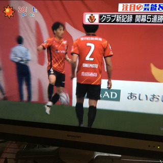 2009年製32型シャープAQUOS液晶テレビの画像