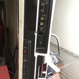 2009年製32型シャープAQUOS液晶テレビの画像