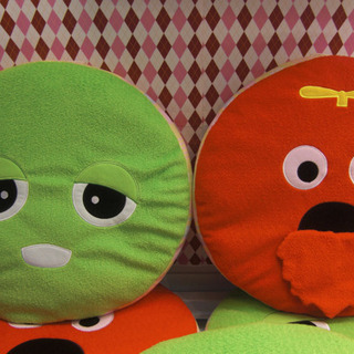 ガチャピン　ムック　リバーシブルクッションぬいぐるみの画像