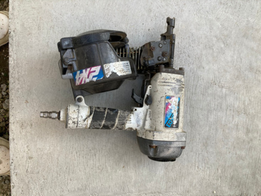 大工道具　コンプレッサー、釘打ち