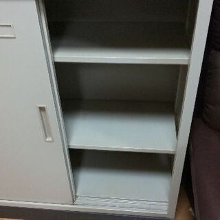 キャビネットあげます。の画像