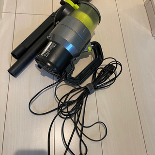 コード式掃除機の画像