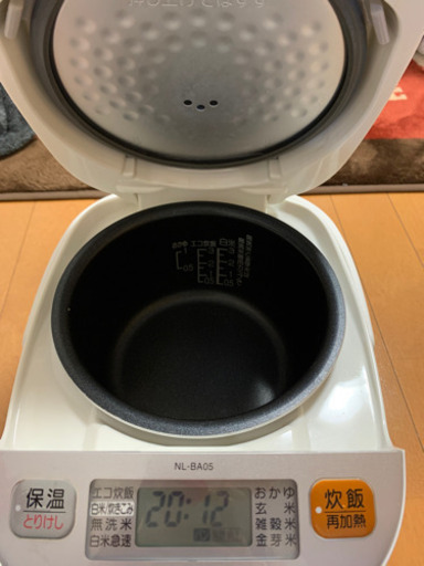 ZOJIRUSHI炊飯器