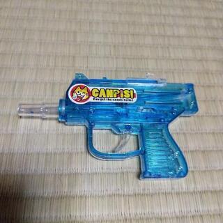 ピストル　おもちゃ