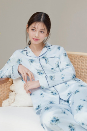 完売 サテンパジャマ