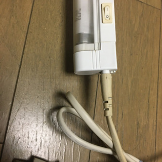 蛍光灯照明の画像