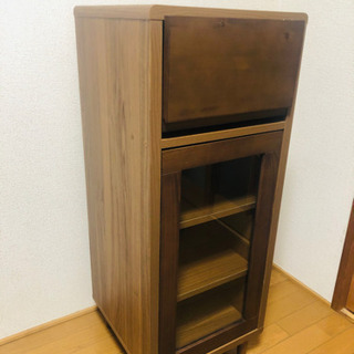 陳列棚、収納ボックス