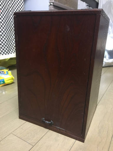値下げ)和風鏡付き小物入れ