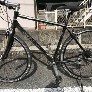 GIANT ESCAPE R3