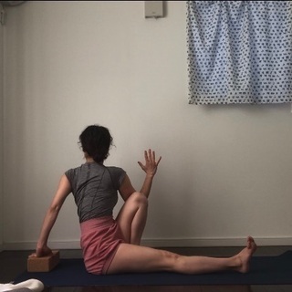 オンラインのプライベートヨガレッスン　の画像