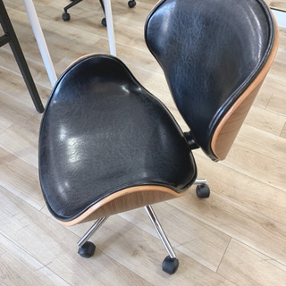 椅子②  平日20時まで、お引き受け可能なかたを歓迎の画像