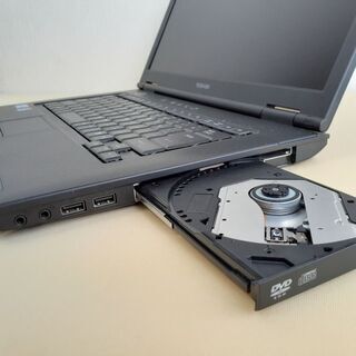 たく様【取引中です】Windows11 ☆SSD搭載で快適☆　TOSHIBA　dynabook　15インチ　SSD　i3　Wi-Fi　の画像