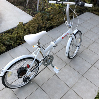 《取引中》【中古】折りたたみ自転車 ZERO-ONE ゼロワン MG-ZRE206-WH ホワイト 20インチ シマノ製6段変速の画像