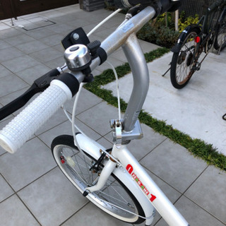 《取引中》【中古】折りたたみ自転車 ZERO-ONE ゼロワン MG-ZRE206-WH ホワイト 20インチ シマノ製6段変速の画像