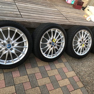 プリウススタッドレス　215/45R17