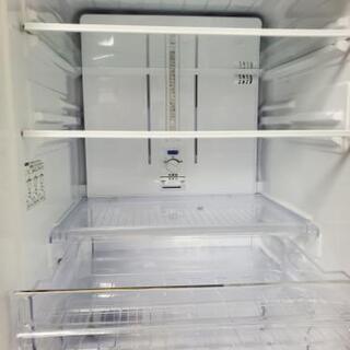 【お待たせしました💨🉐️】美品ですよー‼️内外キレイキレイSHARP冷蔵庫　全容量271Ｌの画像