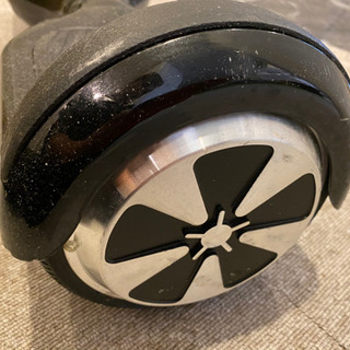  電動スマートスクーター白と黒2台　充電器なしジャンクの画像