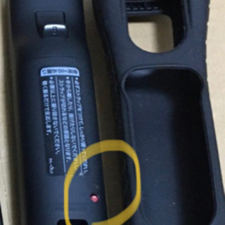 wiiリモコンプラス(黒 クロ) 2個セット(裏蓋赤ボタン付き)の画像